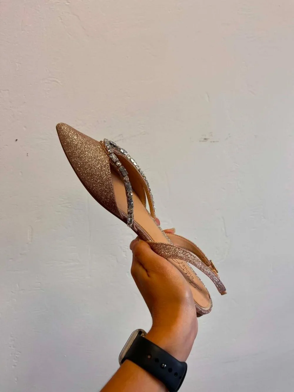 Jewel Badgley Mischka Women's Camden Rose Gold Pointed Flat Size 8 - P1